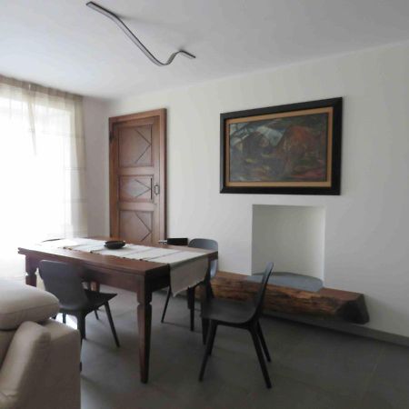 Appartement Les fleuves - Buthier à Aoste Extérieur photo